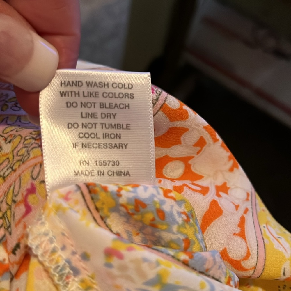 Rose and Olive Bright spring/summer colors, pale pink, and yellow flowy top. - Picture 6 of 6